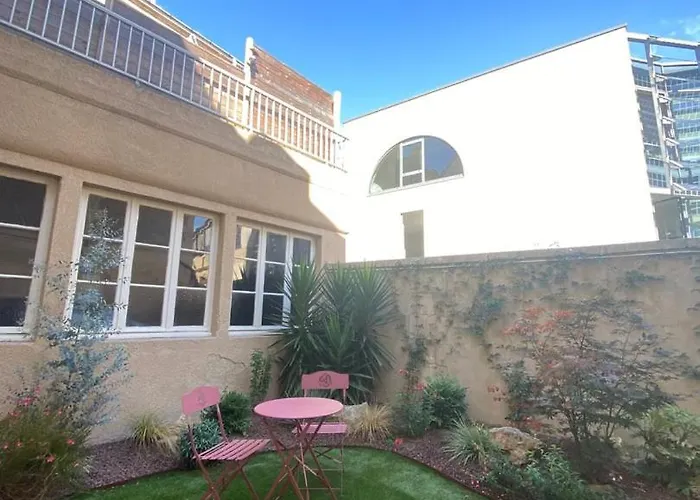 Comedy: Heart Of Town Facing The Na Region アパート *