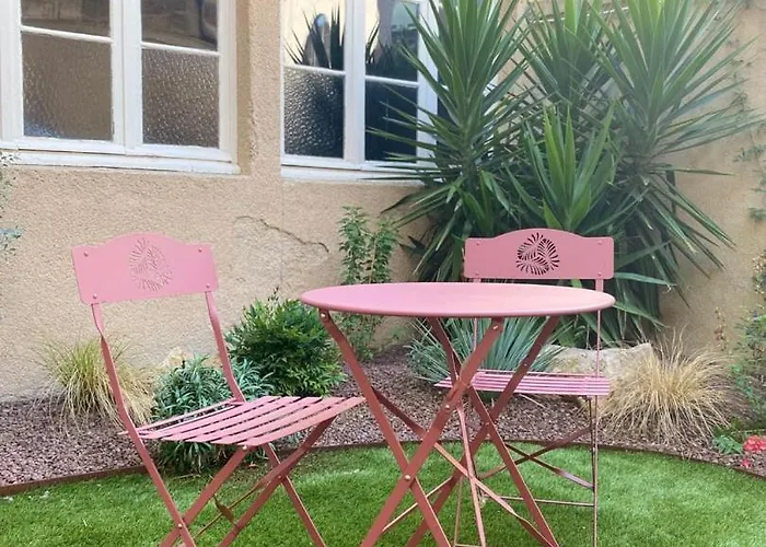 Comedy: Heart Of Town Facing The Na Region * ポアティエ