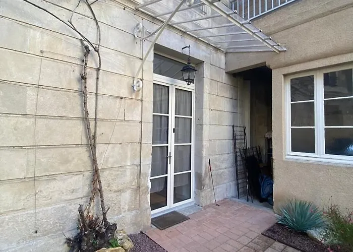 Comedy: Heart Of Town Facing The Na Region ポアティエ